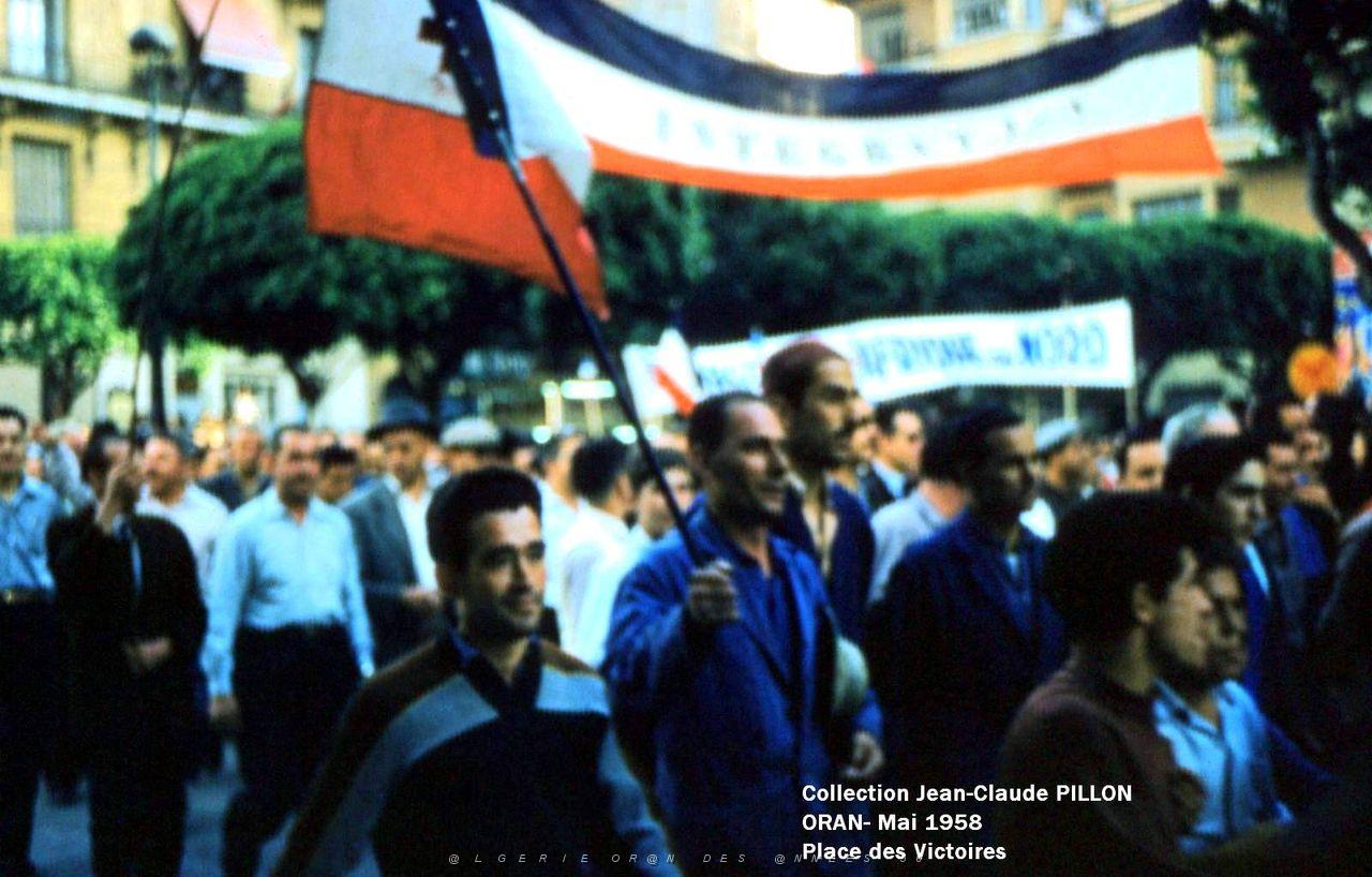 ORAN MAI 58-PL-VICTOIRES3-DEFILE-MUSULMANS-INTEGRATION.jpg